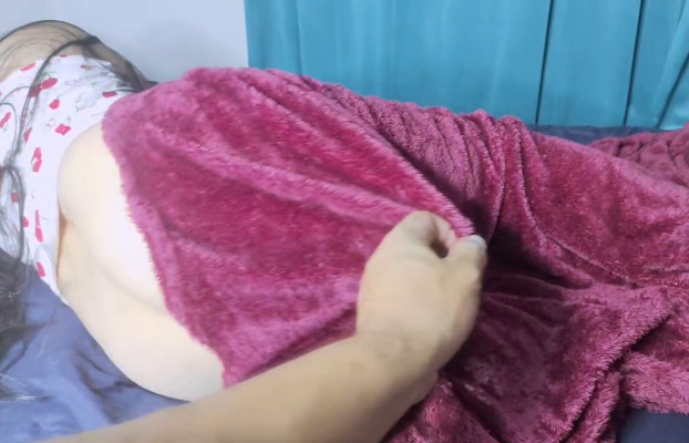 Yung Kakatapos Lang Namin Kanina, Pero Nung Tinutok Ko, Pinasok Niya